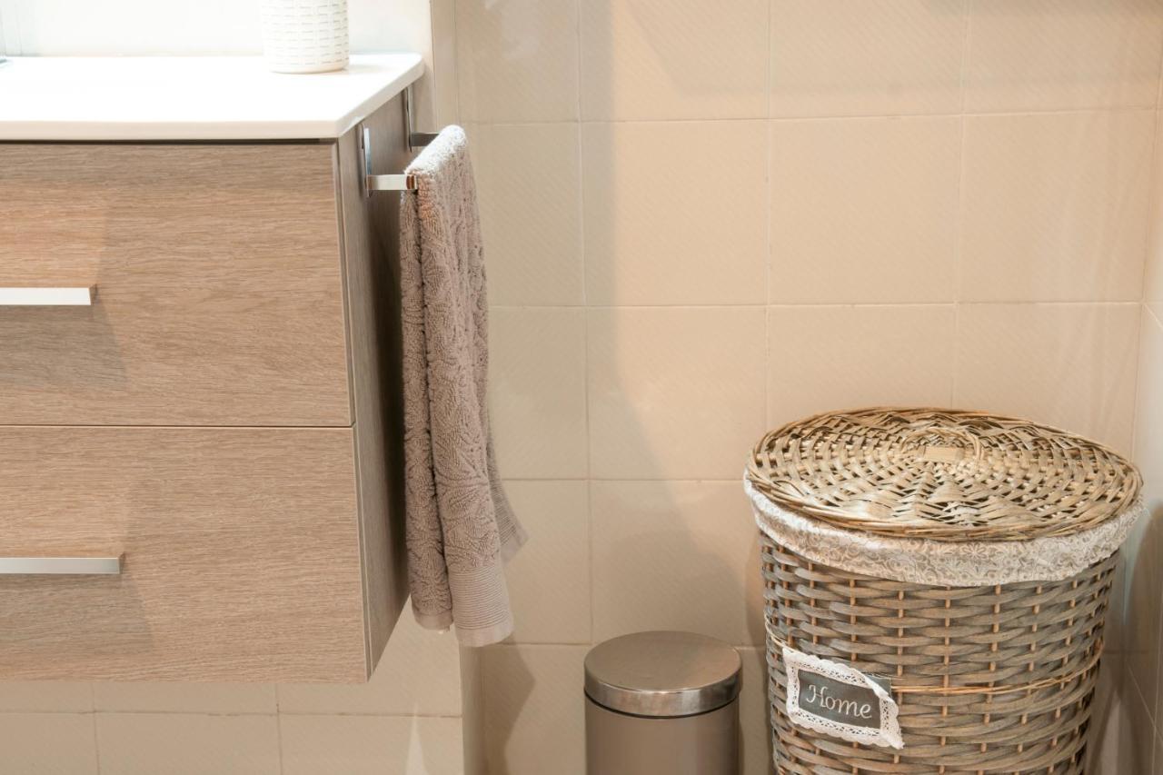 Apartamento Araceli Proximo A Clinica Oftalmologica Fdez Vega Apartment Oviedo Ngoại thất bức ảnh